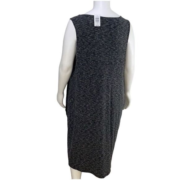 PLUS SIZE NWT Torrid bodycon dress - Picture 4 of 8